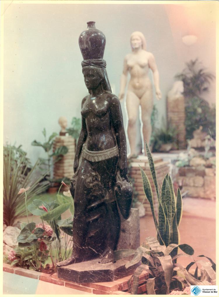 Exposició de plantes, homenatge a l'escultor Enric Monjo a la sala d'actes de Florimar durant la Festa Major, 23 a 26 de juny de 1958