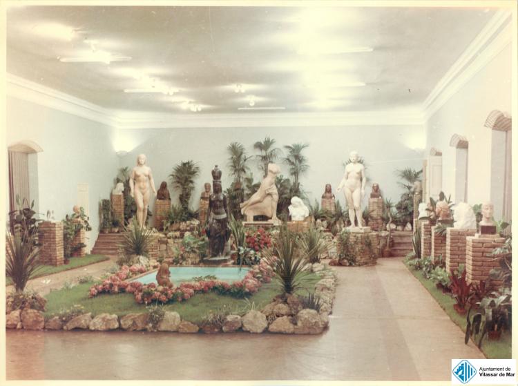 Exposició de plantes, homenatge a l'escultor Enric Monjo a la sala d'actes de Florimar durant la Festa Major, 23 a 26 de juny de 1958
