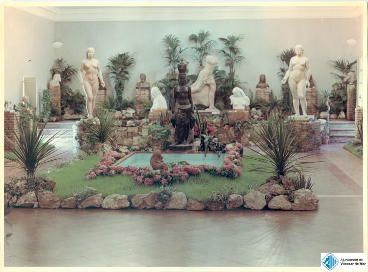 Exposició de plantes, homenatge a l'escultor Enric Monjo a la sala d'actes de Florimar durant la Festa Major, 23 a 26 de juny de 1958