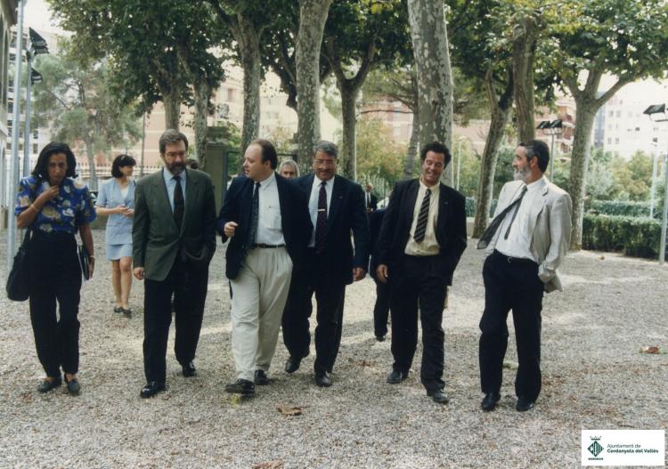 Visita de Ferran Cardenal a la Masia Can Serraperera