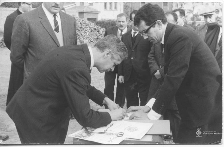Primera pedra i benedicció del Grupo Escolar Nacional San Martín