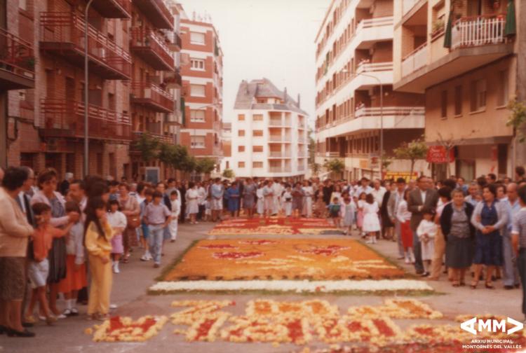 Catifes de flors a les festes del Corpus Christi
