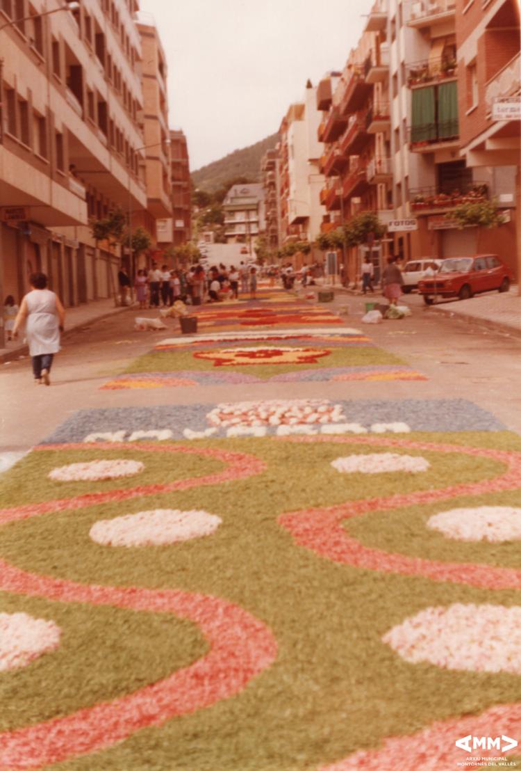 Catifes de flors a les festes del Corpus Christi