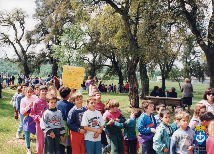 Concentració infantil i ofrena floral a l'Àlbula commemorativa del 150è aniversari del naixement de Verdaguer