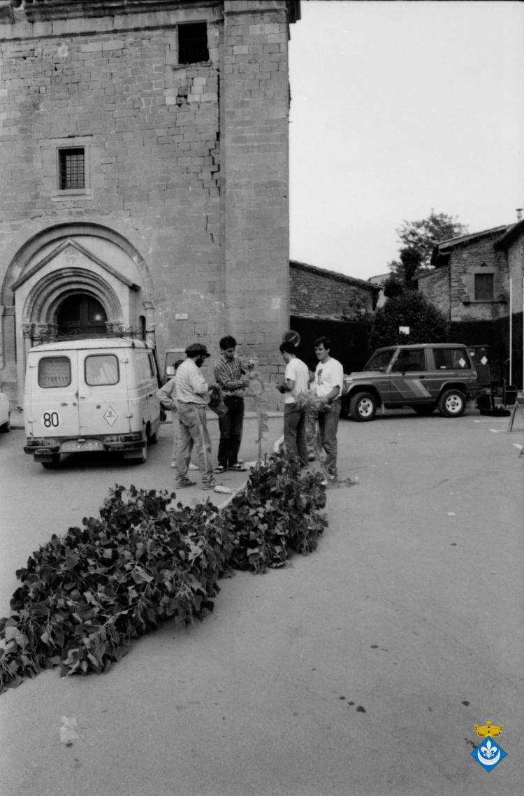 Festa de l'Arbre de Maig dins la Festa Verdaguer