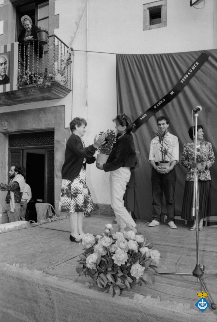 Entrega de premis del concurs de rams dins la Festa Verdaguer