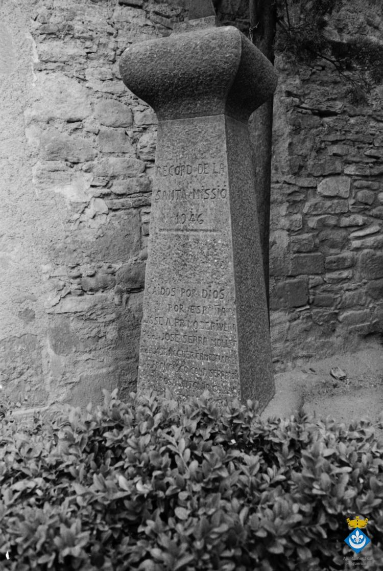 Monòlit en record de la Santa Missió de 1946