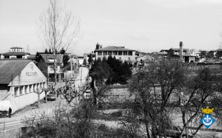 Perspectives de Folgueroles. Pavelló Municipal i mas La Sala
