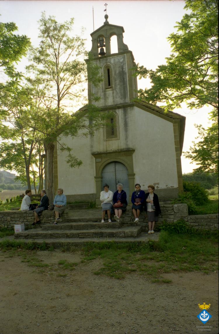 Caminada dels avis. Ermita de la Damunt