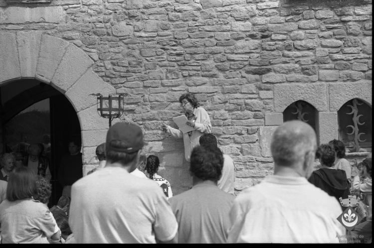 Festa Verdaguer. Caminada fins al castell  de Sant Llorenç del Munt