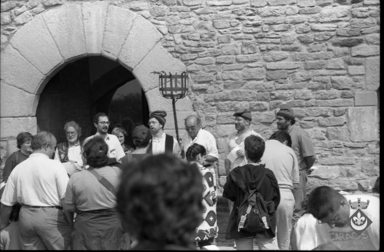 Festa Verdaguer. Caminada fins al castell  de Sant Llorenç del Munt