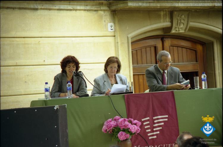 Parlaments institucionals de Festa Verdaguer a càrrec de Maria Mercè Miró que va editar Jovenívoles, Gil Orriols, alcalde de Folgueroles i Carme Torrents, directora de la casa museu Verdaguer