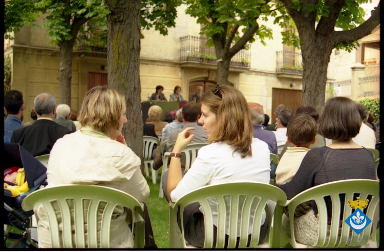 Parlaments institucionals de Festa Verdaguer a càrrec de Maria Mercè Miró que va editar Jovenívoles, Gil Orriols, alcalde de Folgueroles i Carme Torrents, directora de la casa museu Verdaguer