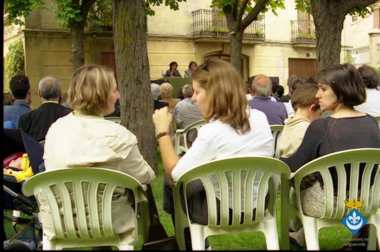 Parlaments institucionals de Festa Verdaguer a càrrec de Maria Mercè Miró que va editar Jovenívoles, Gil Orriols, alcalde de Folgueroles i Carme Torrents, directora de la casa museu Verdaguer