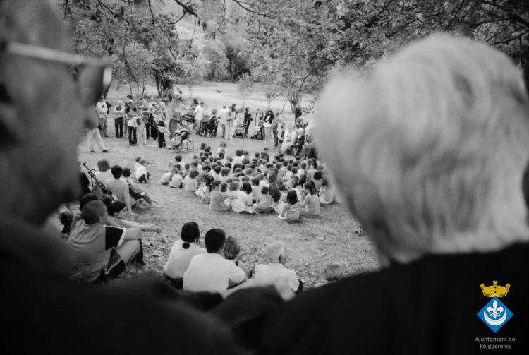 Inauguració de la signatura de la Font Trobada dins la Festa Verdaguer, obra de Perejaume