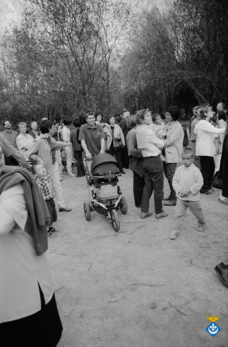 Inauguració de la signatura de la Font Trobada dins la Festa Verdaguer, obra de Perejaume