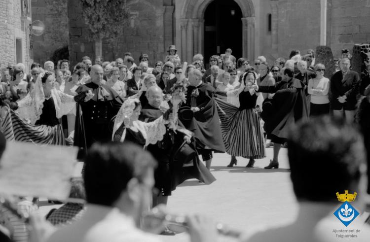 Ballets dins la Festa Verdaguer. Gil Orriols, alcalde de Folgueroles, Just Palma, regidor de Vic, Maria Homs, presidenta d'Amics de Verdaguer