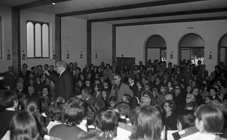 Acte a la capella de la Casa Benèfica