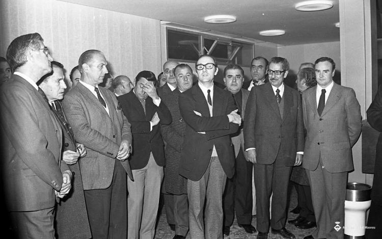 Inauguració de l'oficina de la Caixa Laietana