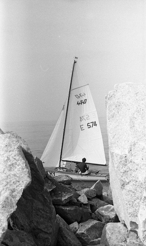 Regates de vela a la platja