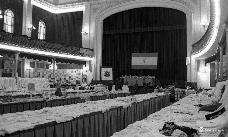 Teatre del Casino, Exposició de puntes