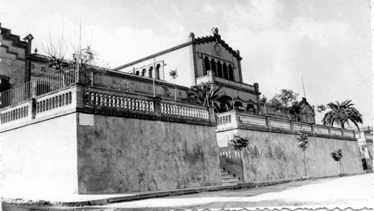 Façana de l'escola Ocata