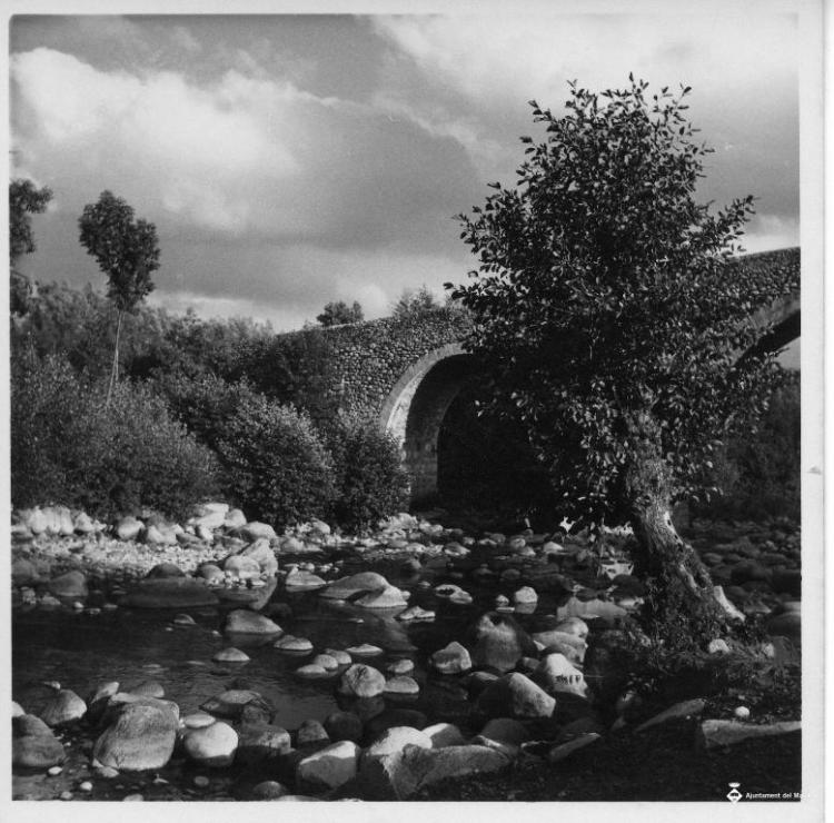 Pont de Sant Martí sobre el riu Querol
