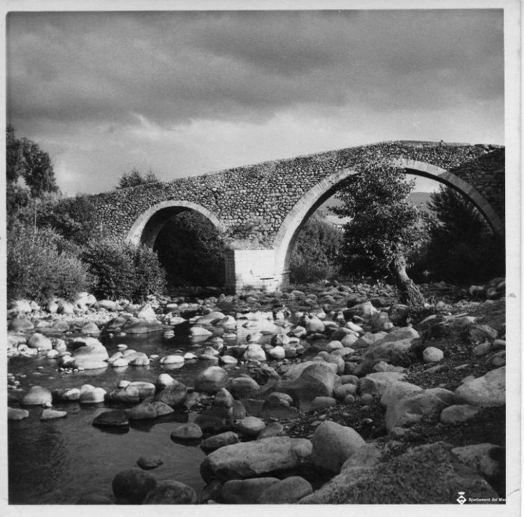 Pont de Sant Martí sobre el riu Querol
