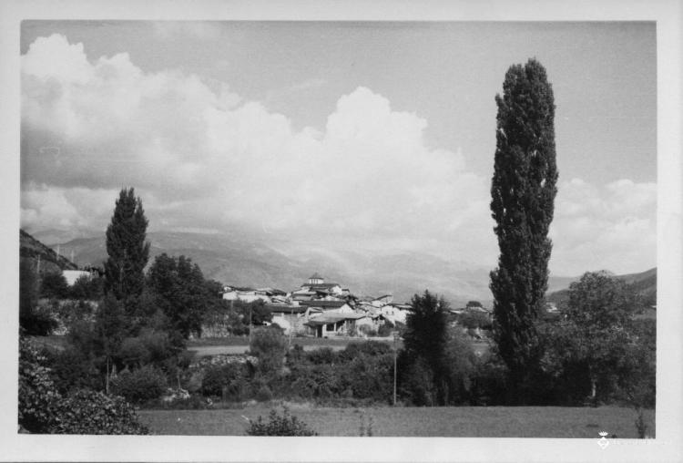 Vista general del Pla de Sant Tirs (Alt Urgell)