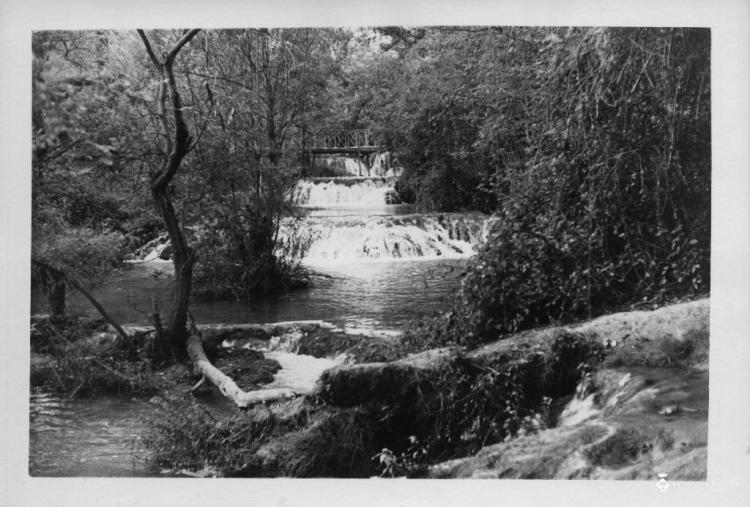 Riu i salts d'aigua al Monasterio de Piedra