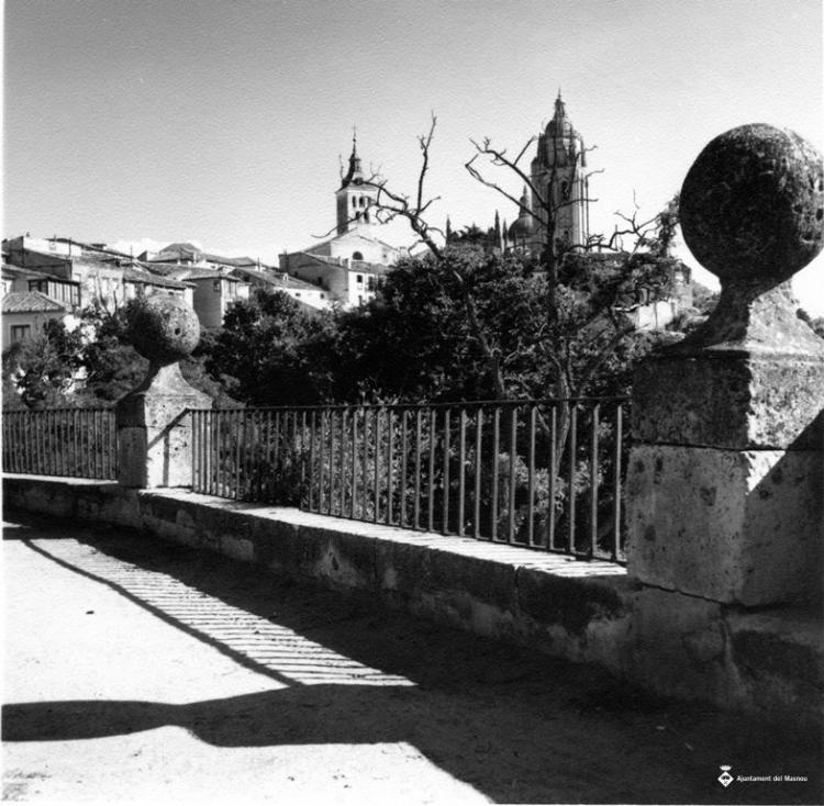 Perspectiva de Segovia des de un mirador