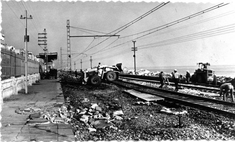 Vies de tren i obres prop del baixador