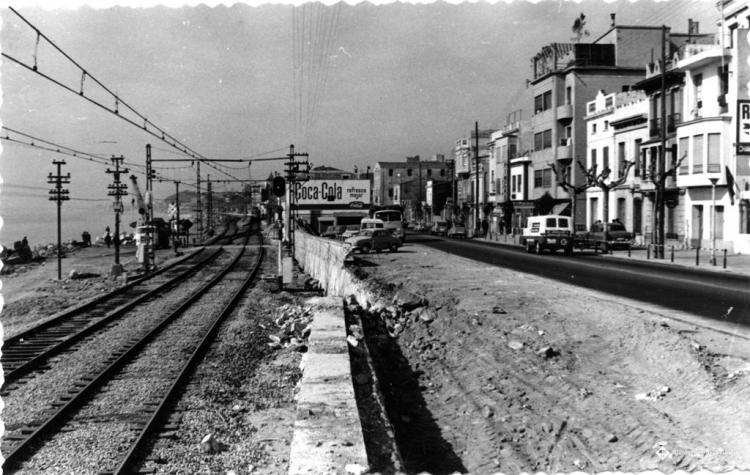 Vies de tren i carreteres de Barcelona