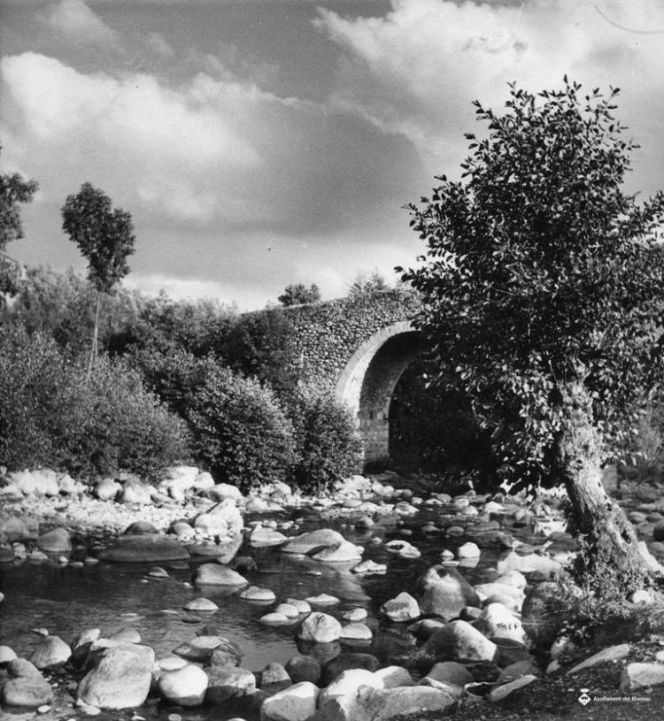 Pont de Sant Martí sobre el riu Querol