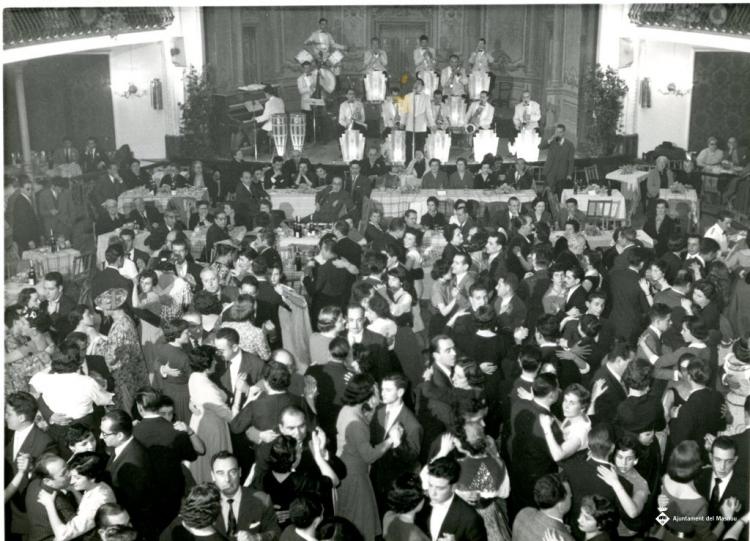 Ball al teatre del Casino