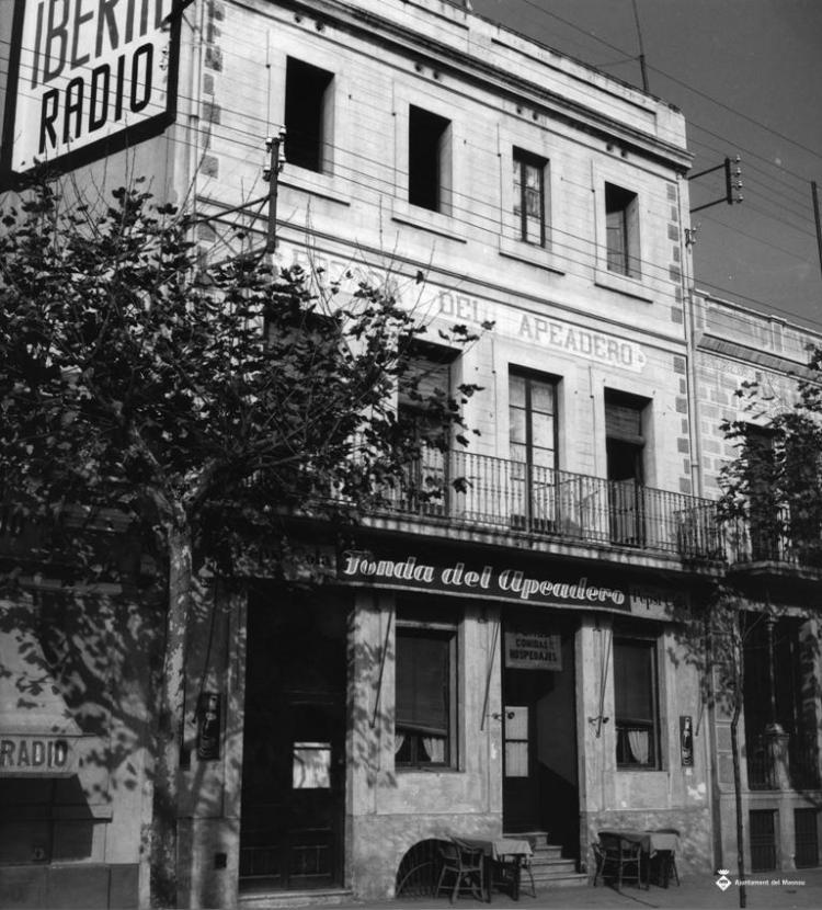 Façana de la Fonda del Apeadero