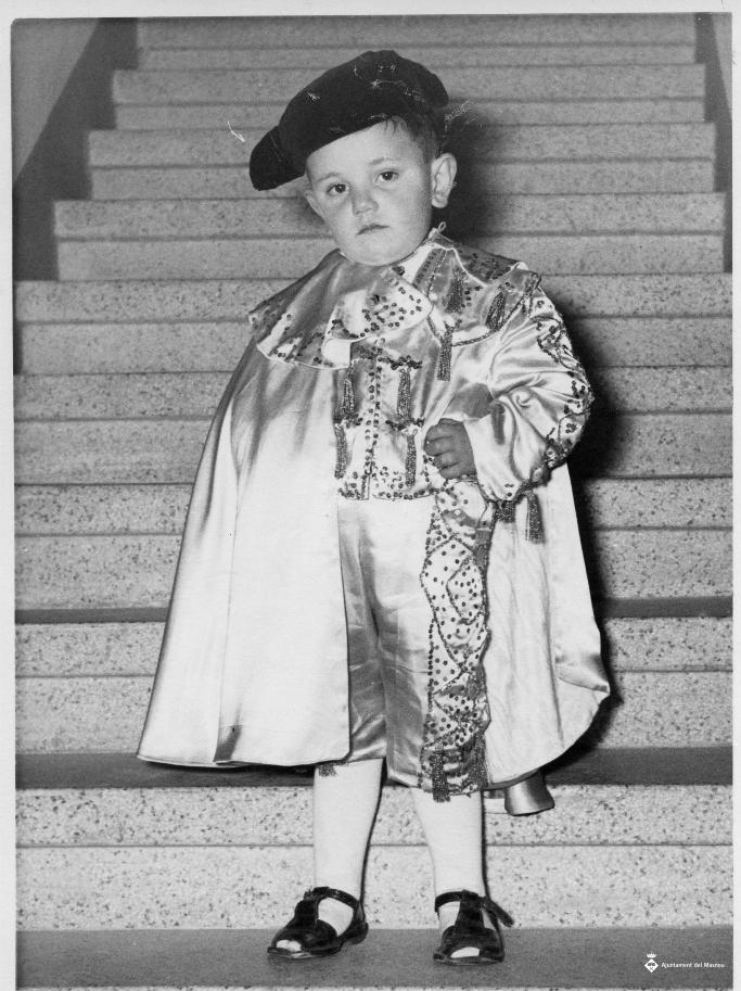 Nen disfressat de torero