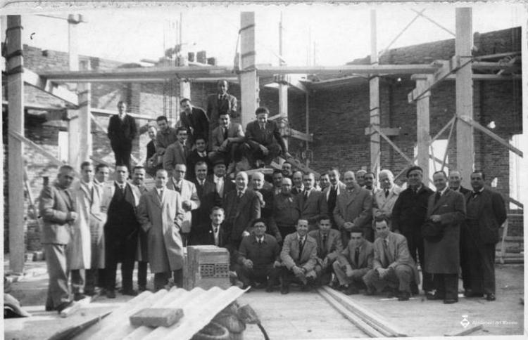 Construcció del Casinet amb els seus col·laboradors