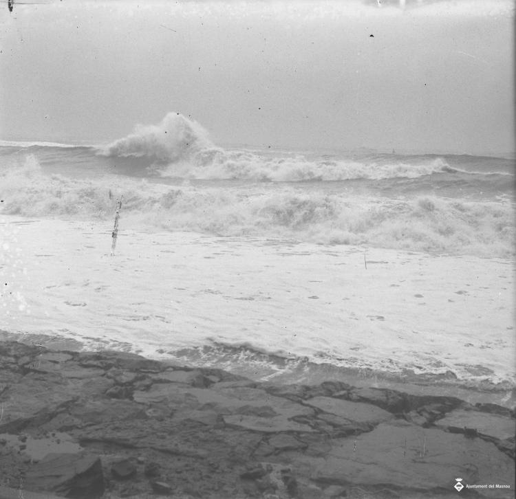 Detall del mar en dia de temporal