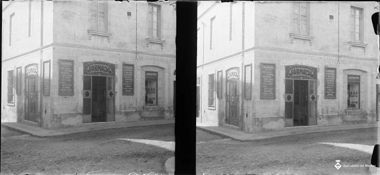 Façana farmàcia Nogués