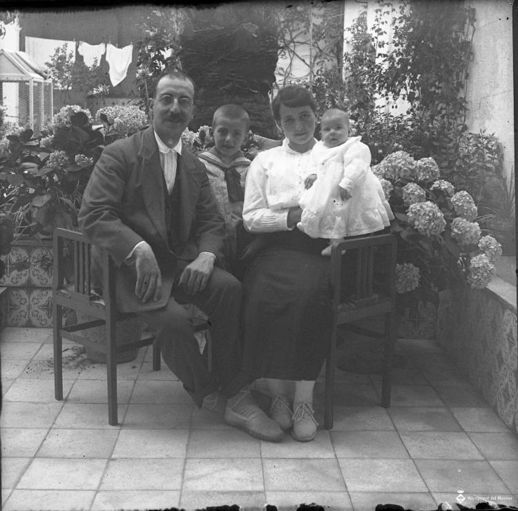 Retrat Lluís, Maria Jesus i Nuria