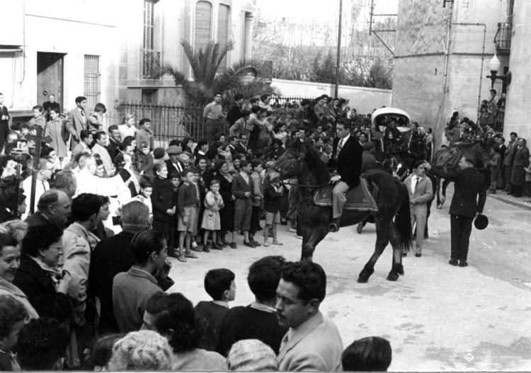 Benedicció d'un cavall el dia de Sant Antoni