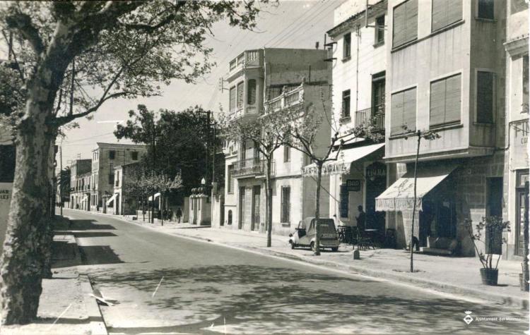 El Masnou, vista del Camí Ral a l'alçada de l'estació del Masnou