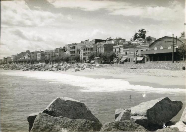 Vista del Masnou des de l'espigó