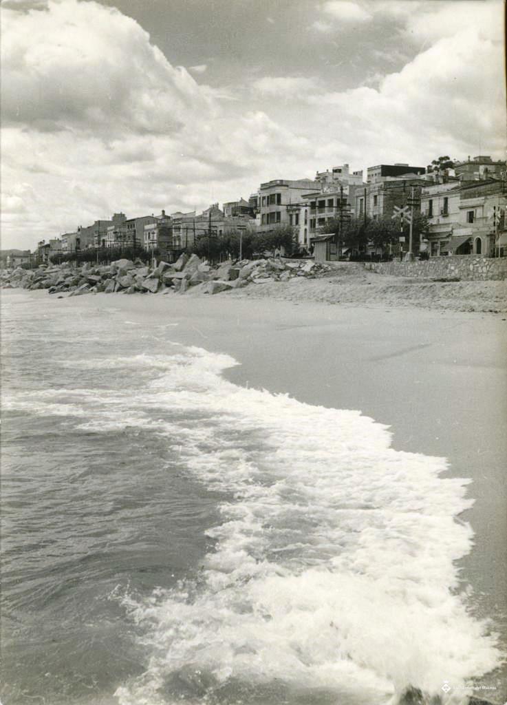 Vista del Masnou des de la platja