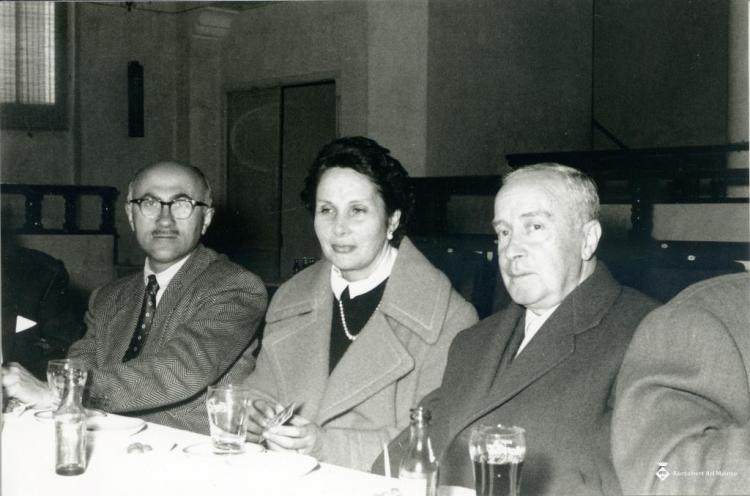 El Doctor Lozano i senyora acompanyats per Pau Collell a la dreta