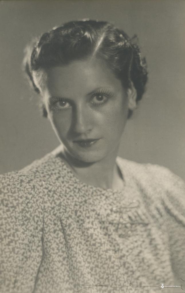 Retrat de Teresa Torres i Casals