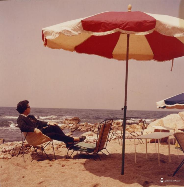 Teresa Torres i Casals a la platja