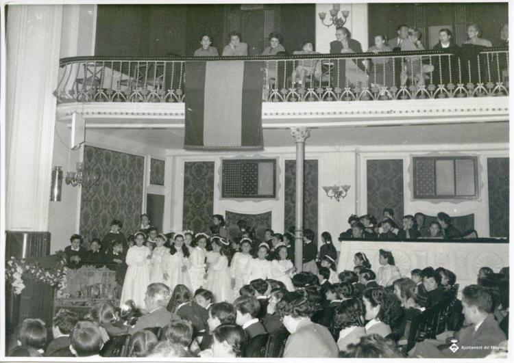 Cerimònia religiosa al teatre del Casino