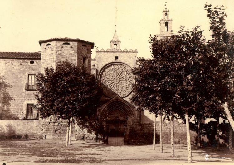 Façana del monestir de Sant Cugat del Vallès